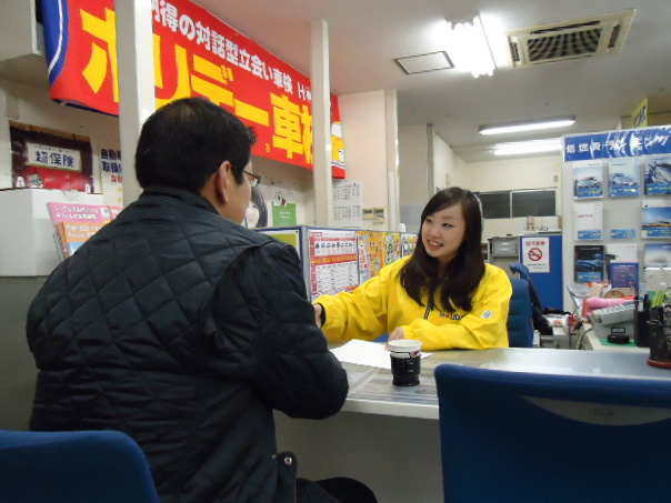 受付業務（車に詳しくなくてもOK）